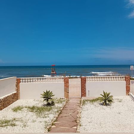 Vistas Y Terraza Panoramica Frente Al Mar En Denia, Las Rotas Eksteriør billede