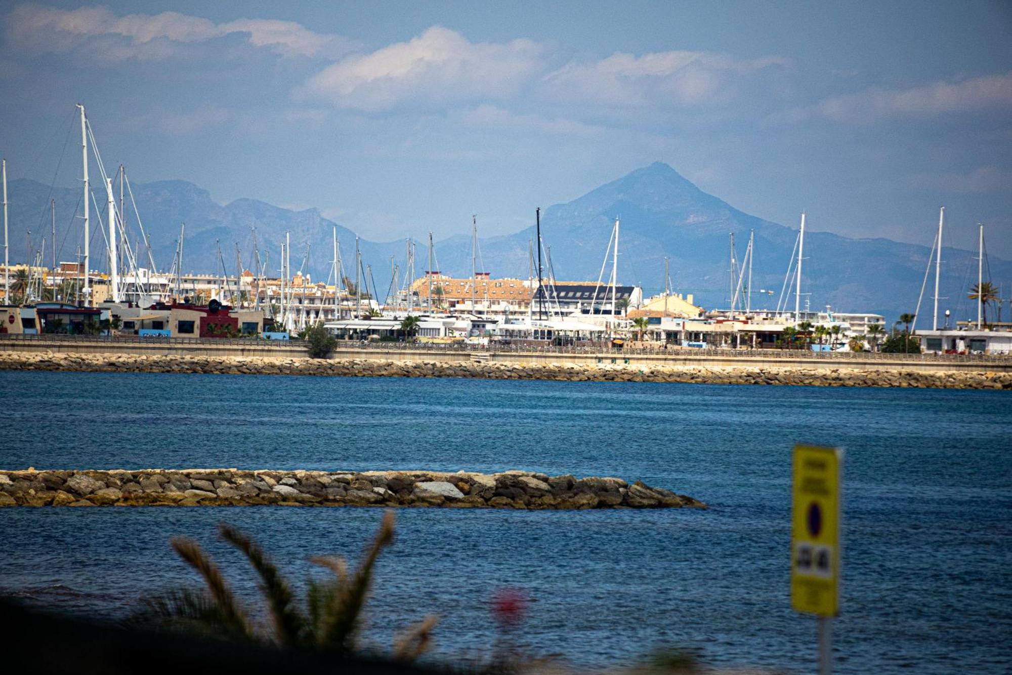 Vistas Y Terraza Panoramica Frente Al Mar En Denia, Las Rotas Eksteriør billede