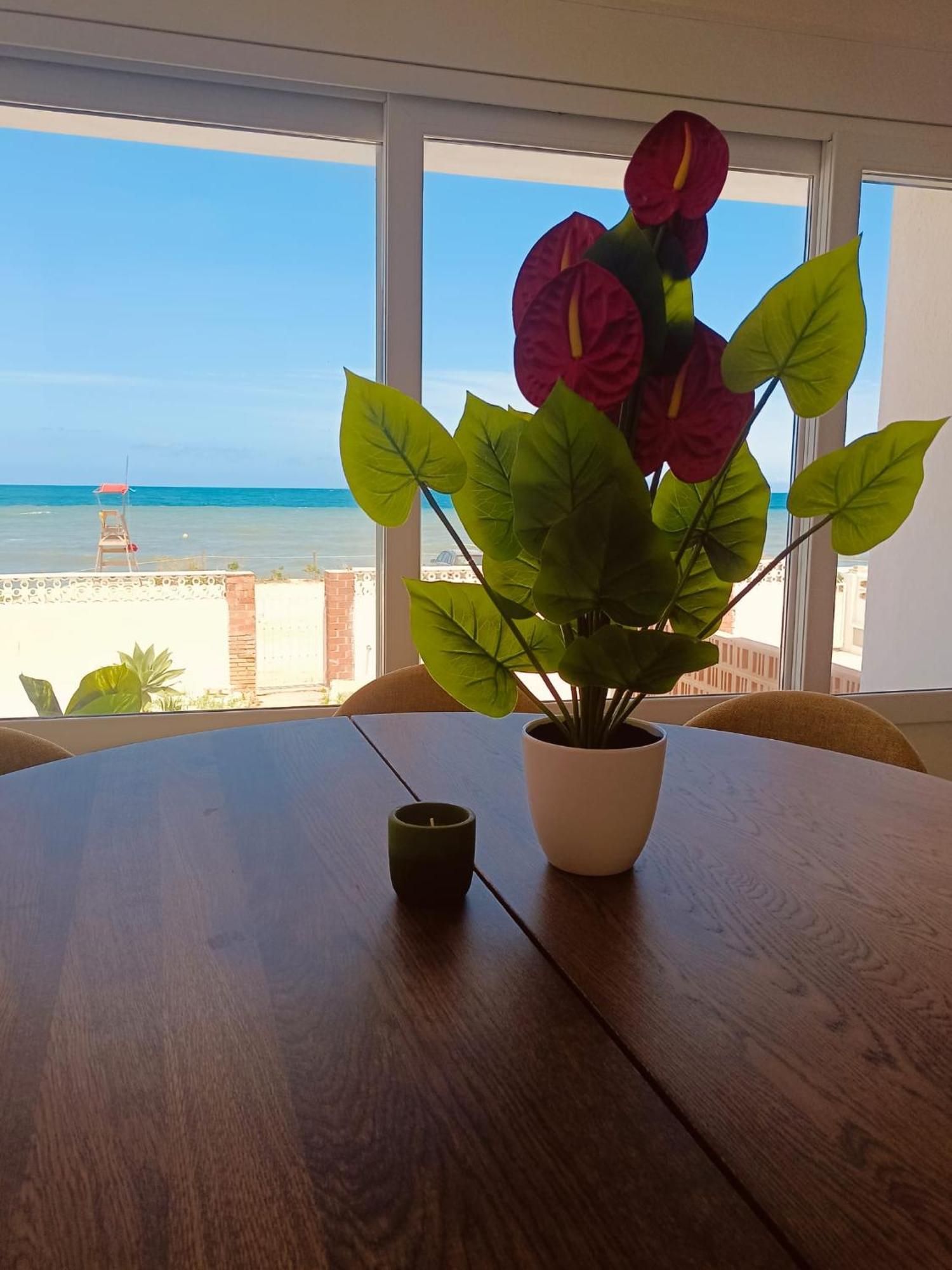 Vistas Y Terraza Panoramica Frente Al Mar En Denia, Las Rotas Eksteriør billede